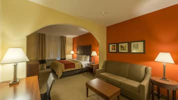 Suite, 1 King Bed | Desk, blackout drapes, iron/ironing board, free WiFi