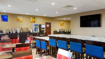 Free daily buffet breakfast