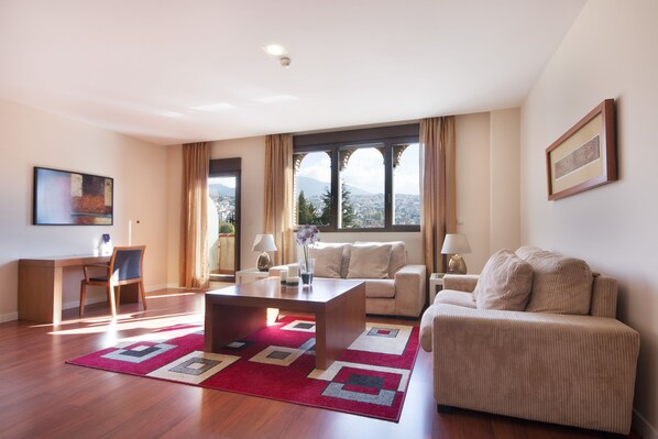 Suite | Living area | LCD TV