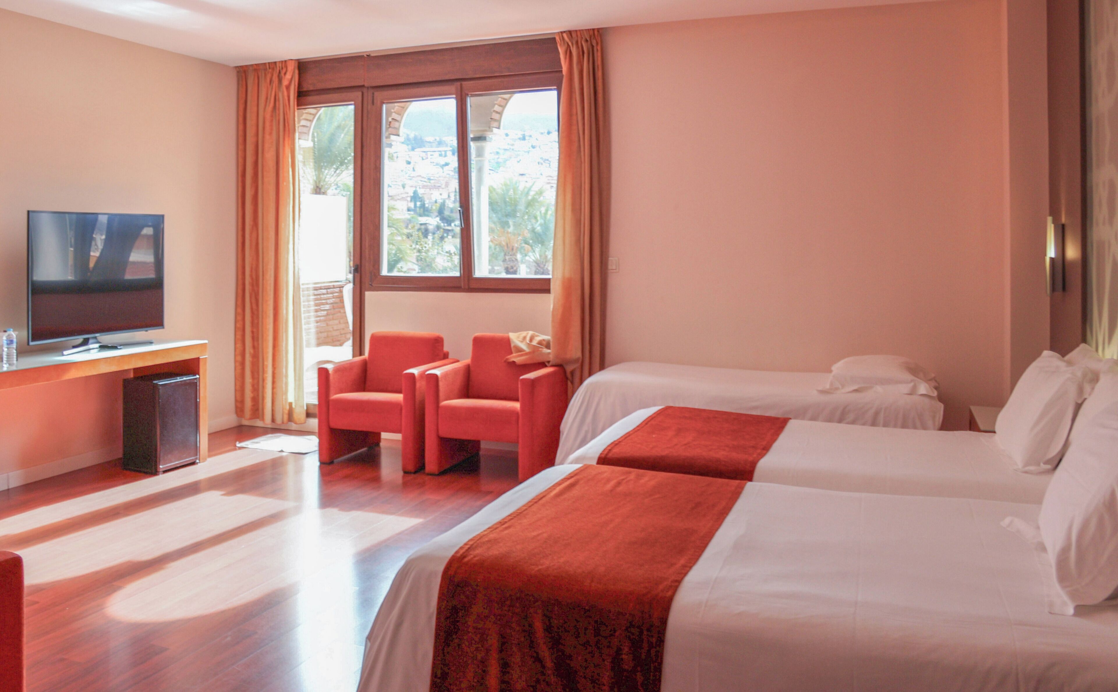 Dreibettzimmer | Kostenloses WLAN, Bettwäsche