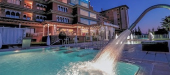 Hotel Granada Palace, Affiliated by MeliĂĄ
