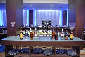 Bar (in der Unterkunft)