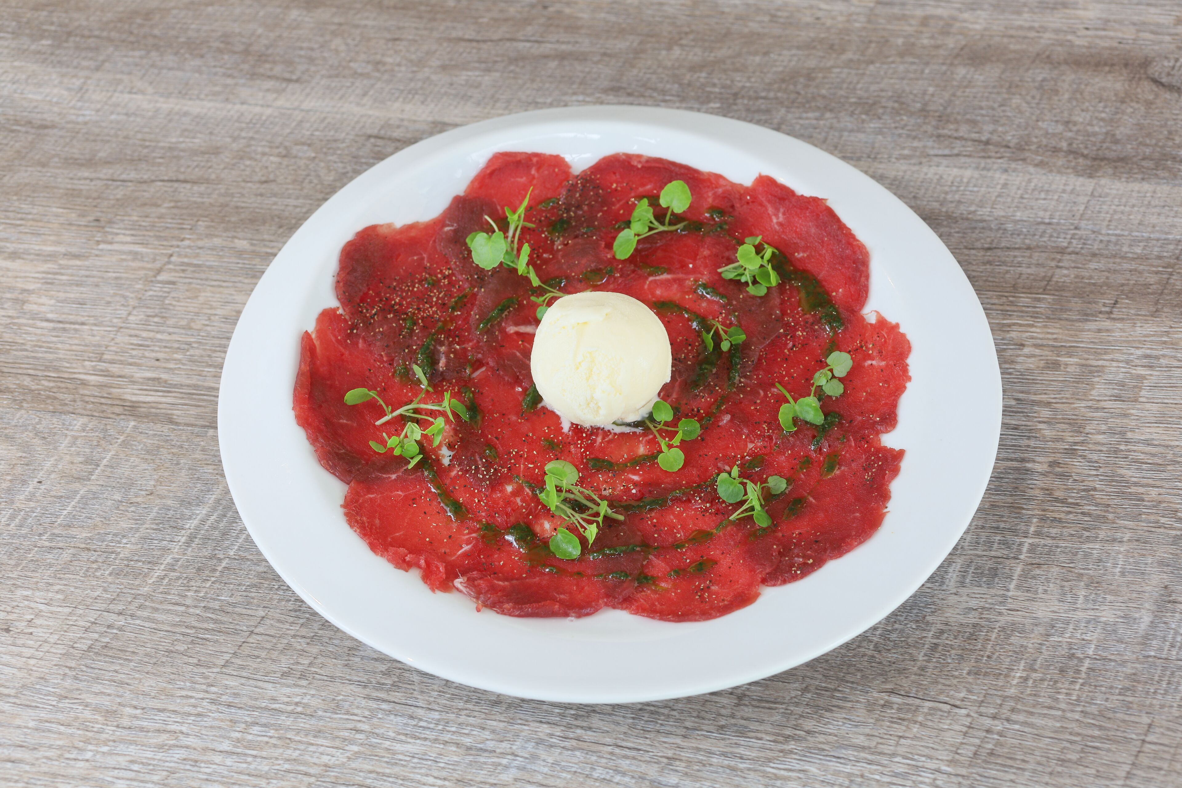 lunch and dinner served, local cuisine