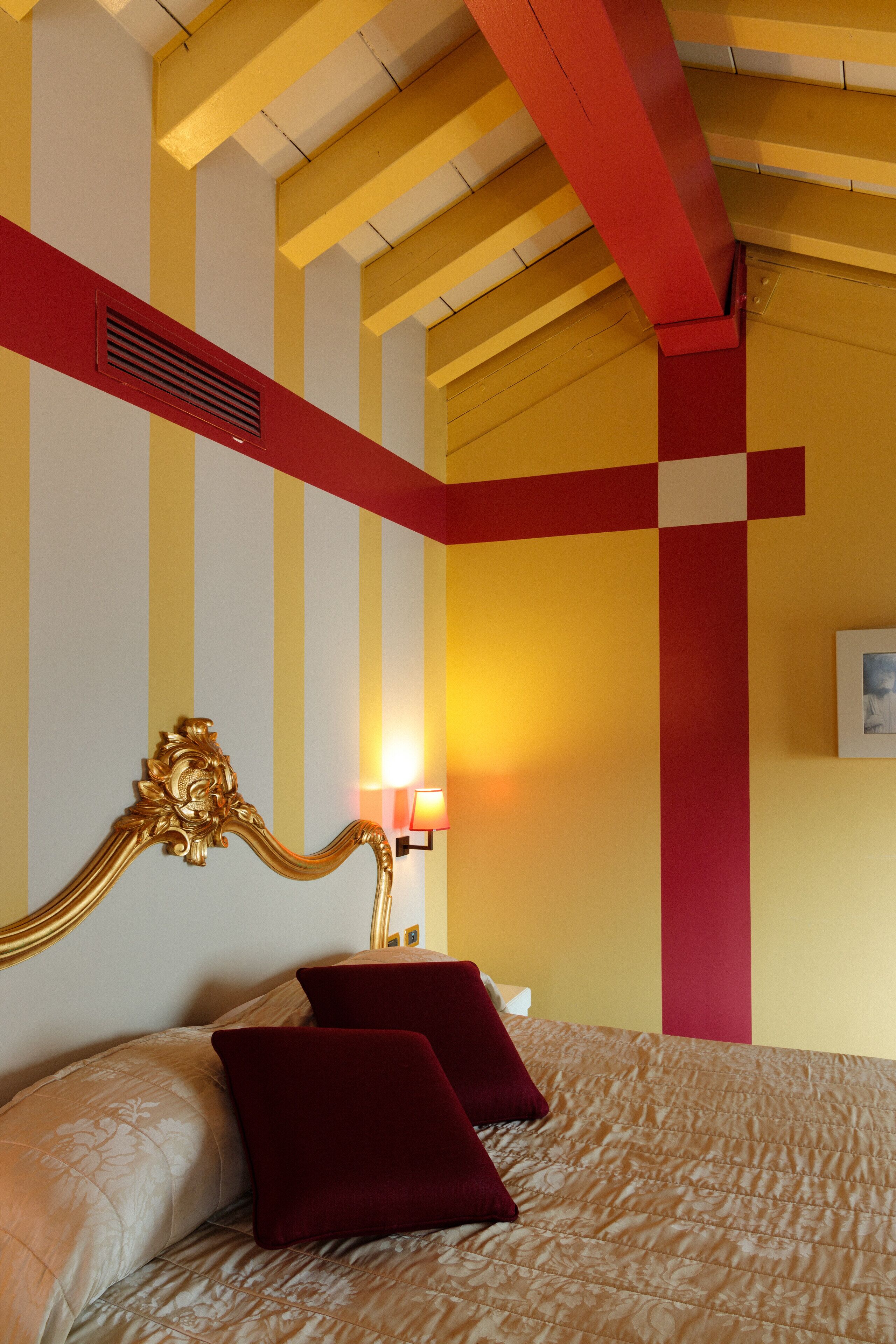 deluxe triple room | minibar, in-room safe, individually decorated, desk