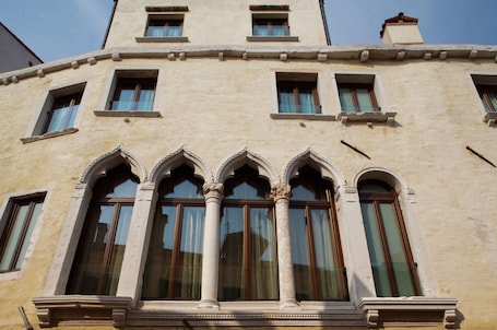 Exterior detail. Hotel Ca' Zusto Venezia