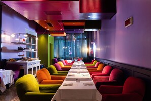 Lobby-Lounge