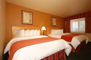 Down comforters, pillowtop beds, in-room safe, desk - Best Western Plus Hartford Lodge (Sutherlin)