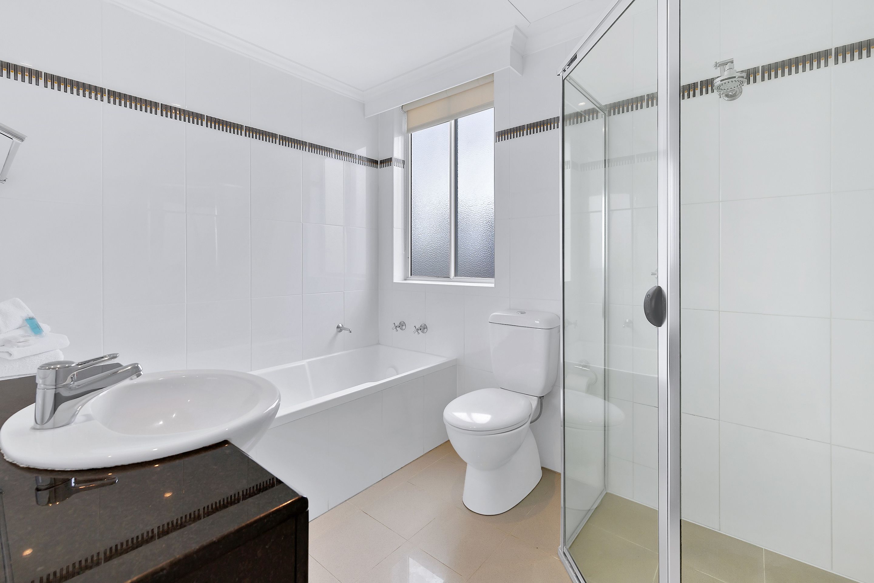 one bedroom apartment - ocean view | bathroom | separate bathtub and shower, free toiletries, hair dryer, towels