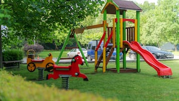 Children's play area - outdoor