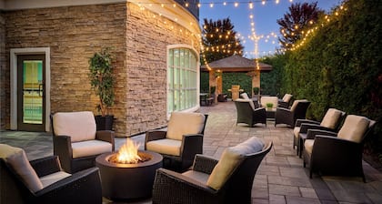 Staybridge Suites Oakville by IHG