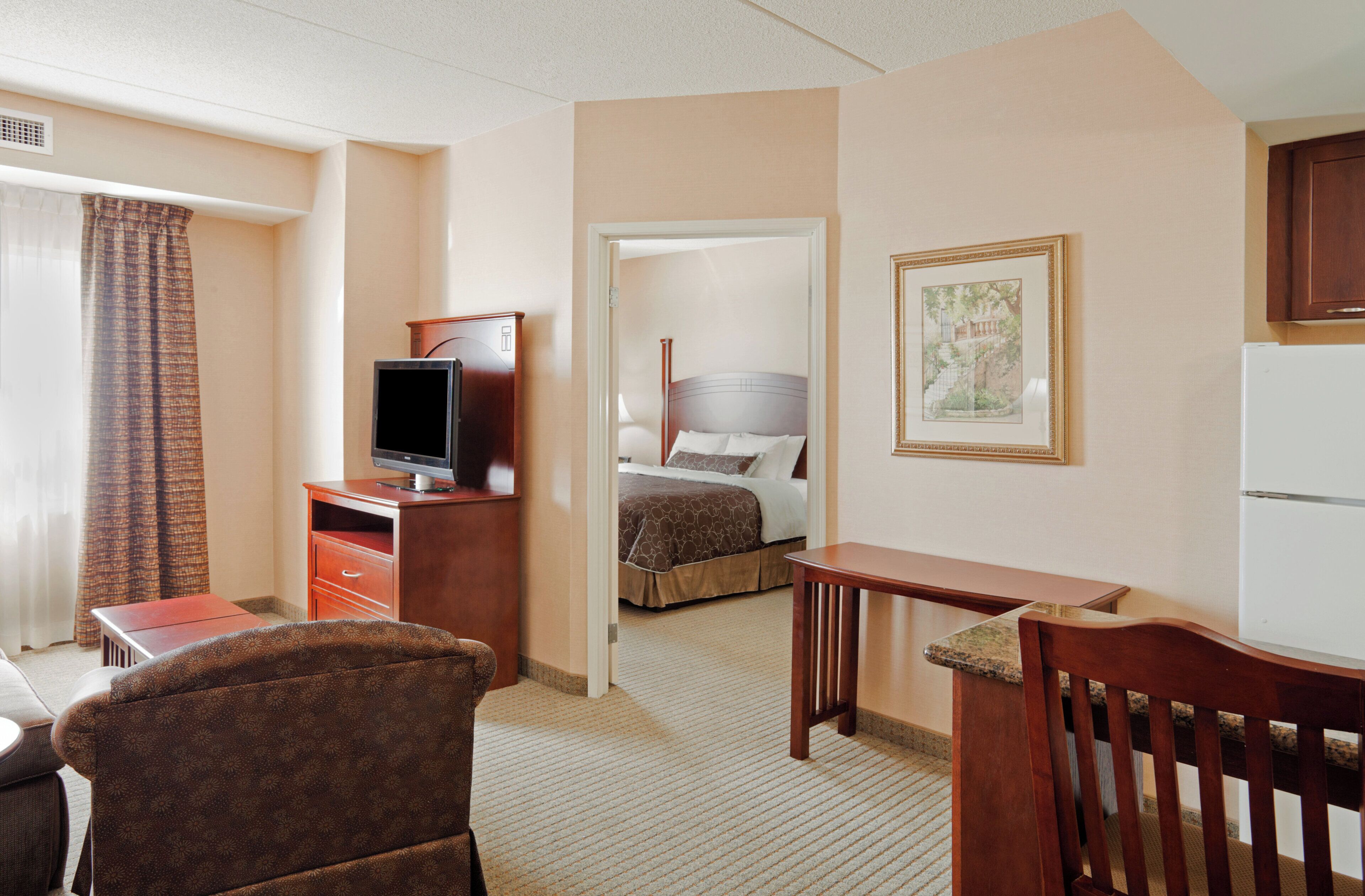 Suite, 1 Bedroom, Non Smoking, Kitchen | Premium bedding, in-room safe, desk, iron/ironing board