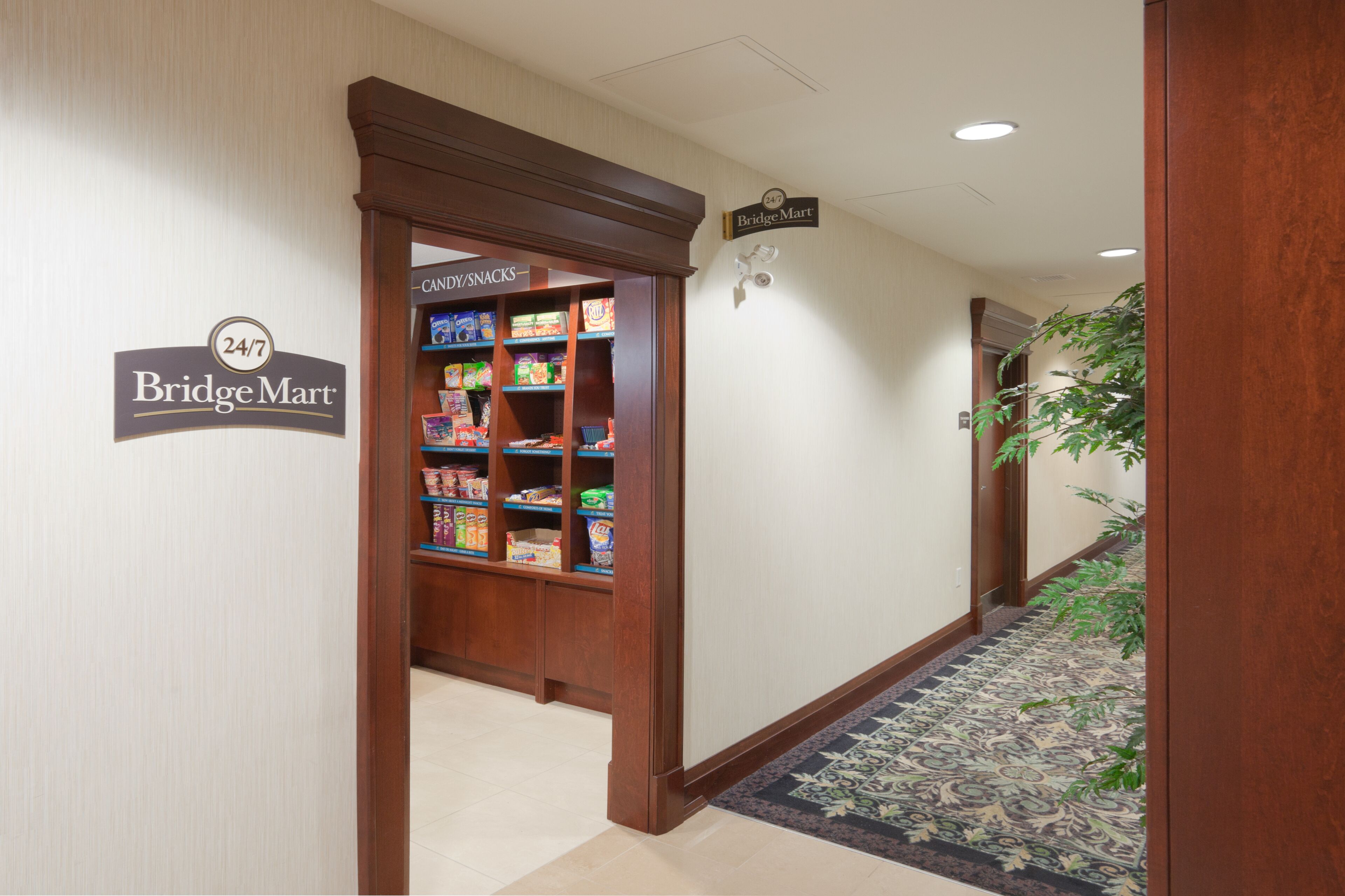 Photo - Staybridge Suites Oakville by IHG