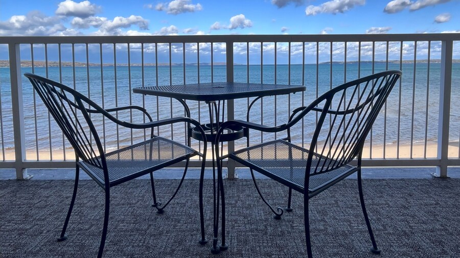 Pinestead Reef Resort