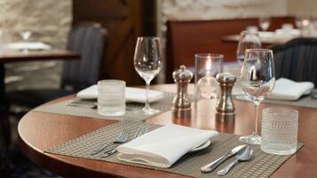 Daily full breakfast for a fee