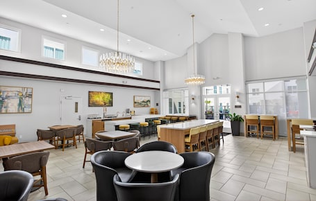 Restaurant. Homewood Suites by Hilton Carlsbad-North San Diego County