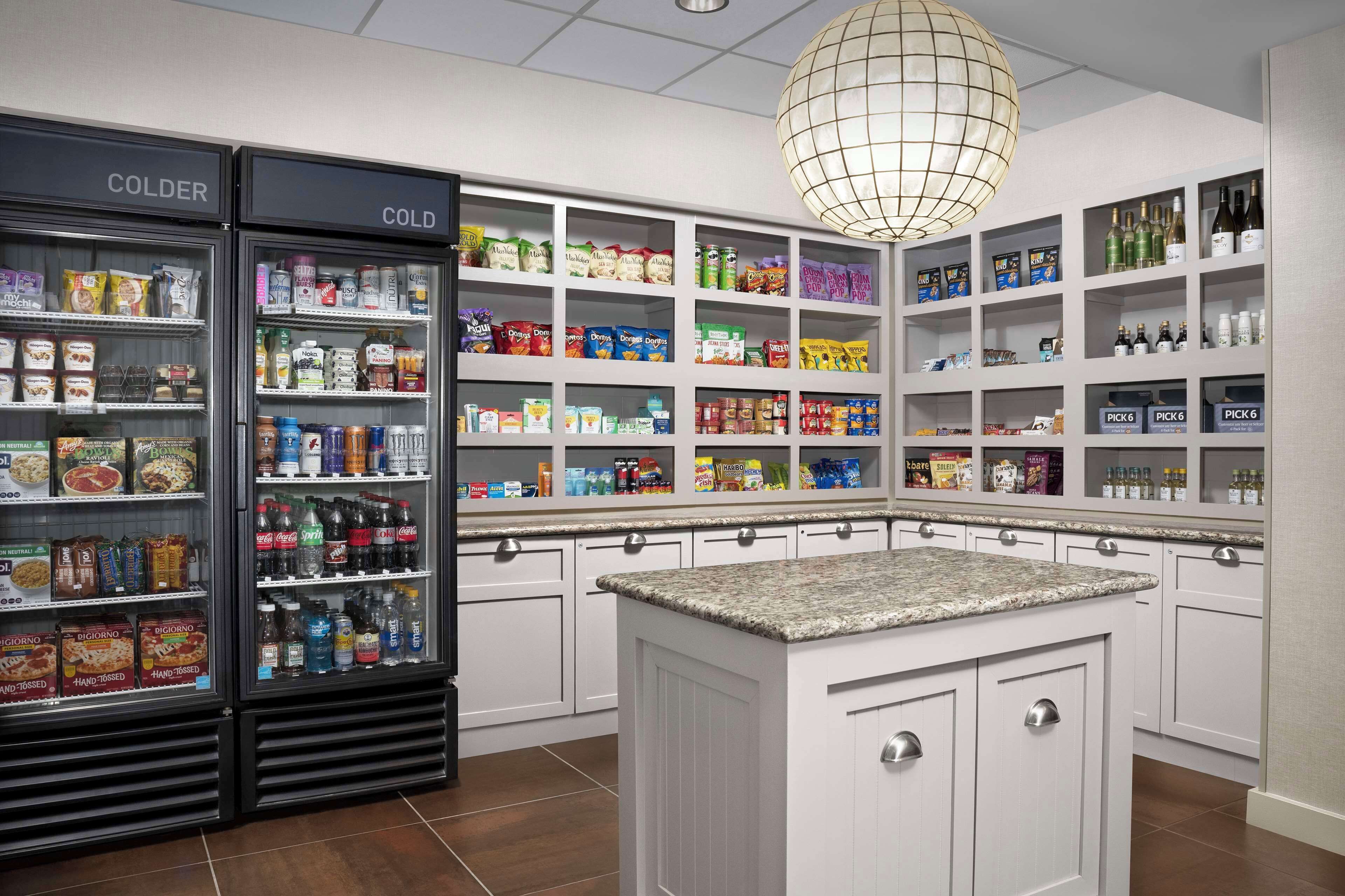 Snack bar