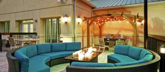 โฮมวูดสวีทส์ บายฮิลตัน โอกาลา ที่ฮีธบรุ๊ค