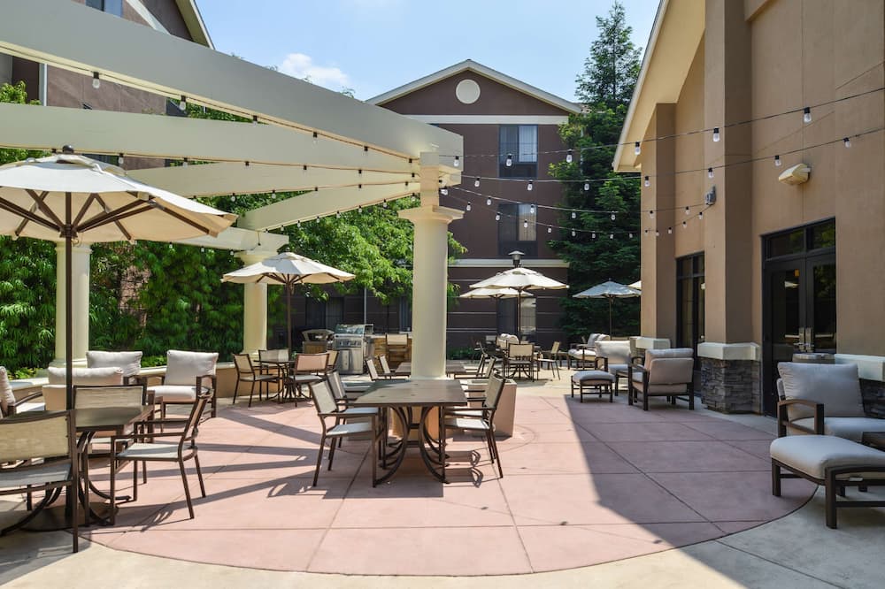 Homewood Suites by Hilton Fresno