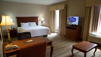 In-room safe, iron/ironing board, WiFi, bed sheets