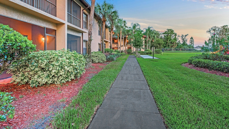 Alhambra Villas