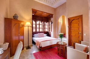 Riad Lydines Studio | Biancheria da letto di alta qualità, minibar, una cassaforte in camera