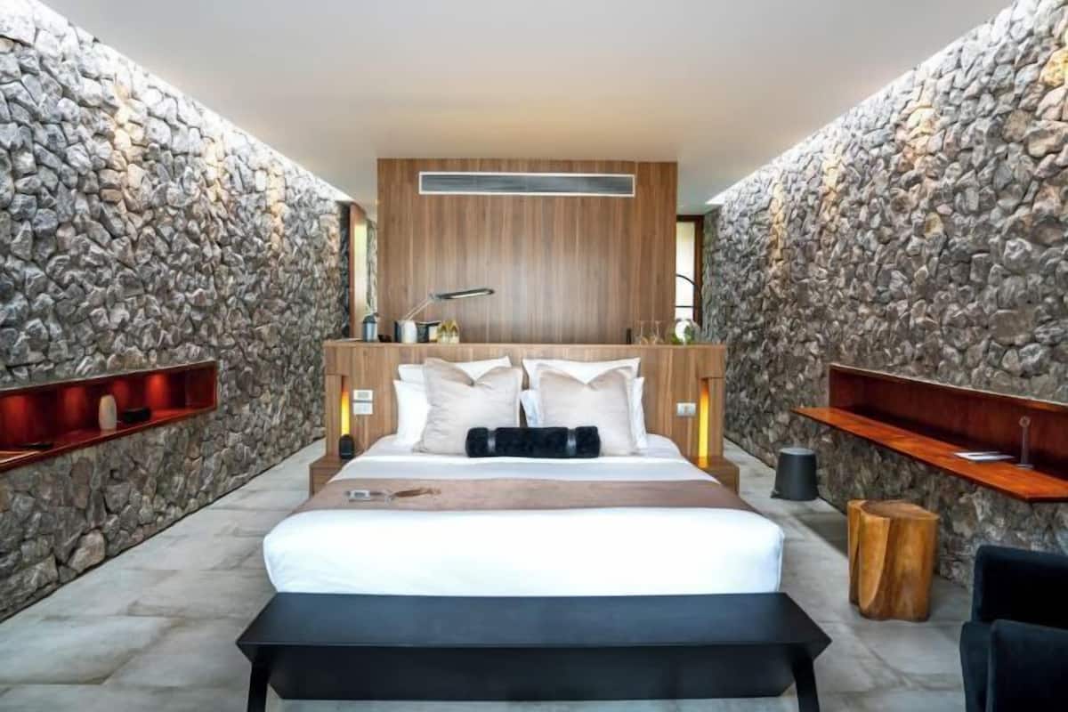 1 chambre, minibar, coffres-forts dans les chambres