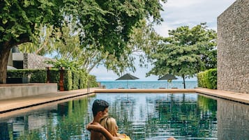 Outdoor pool, pool loungers