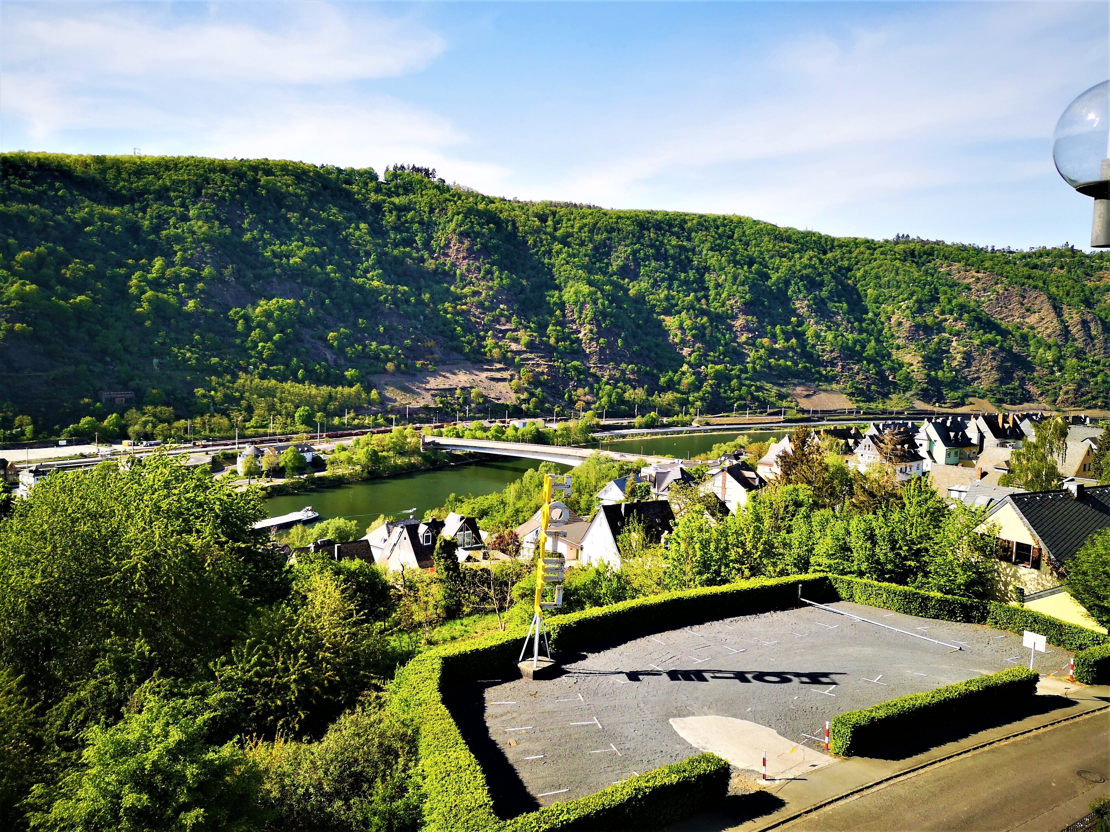 deluxe double room, balcony, river view | 1 bedroom, in-room safe, desk, laptop workspace