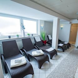 Een sauna, lichaamsbehandelingen, aromatherapie, body wraps, body scrubs