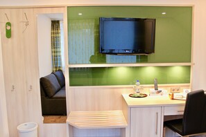 舒适双人房 (Deluxe) | 客房景观