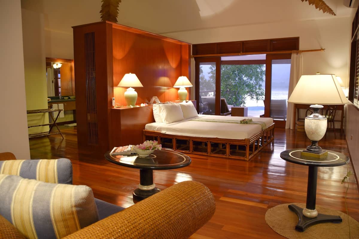 1 Schlafzimmer, hochwertige Bettwaren, Minibar, Zimmersafe