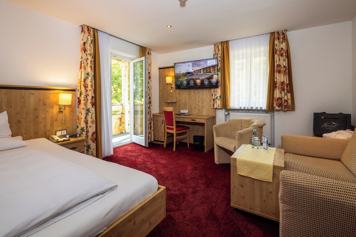 Comfort-Einzelzimmer | 1 Schlafzimmer, Allergikerbettwaren, Daunenbettdecken, Minibar