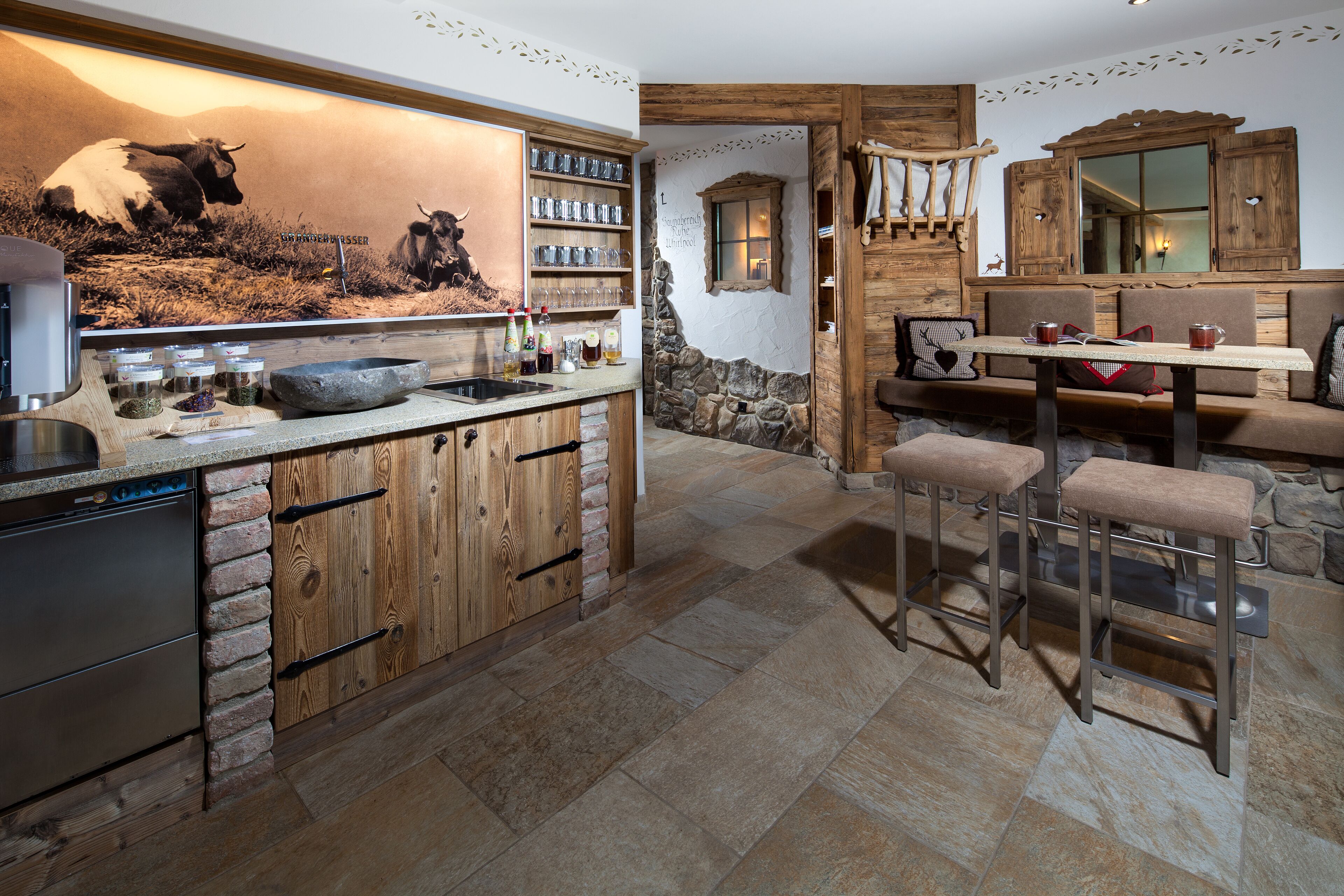 couples treatment room(s), sauna, hot tub, steam room, body treatments