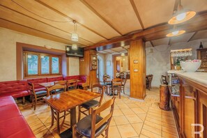 Suite Junior, balcon | Repas au ryokan