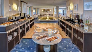 Free daily local cuisine breakfast