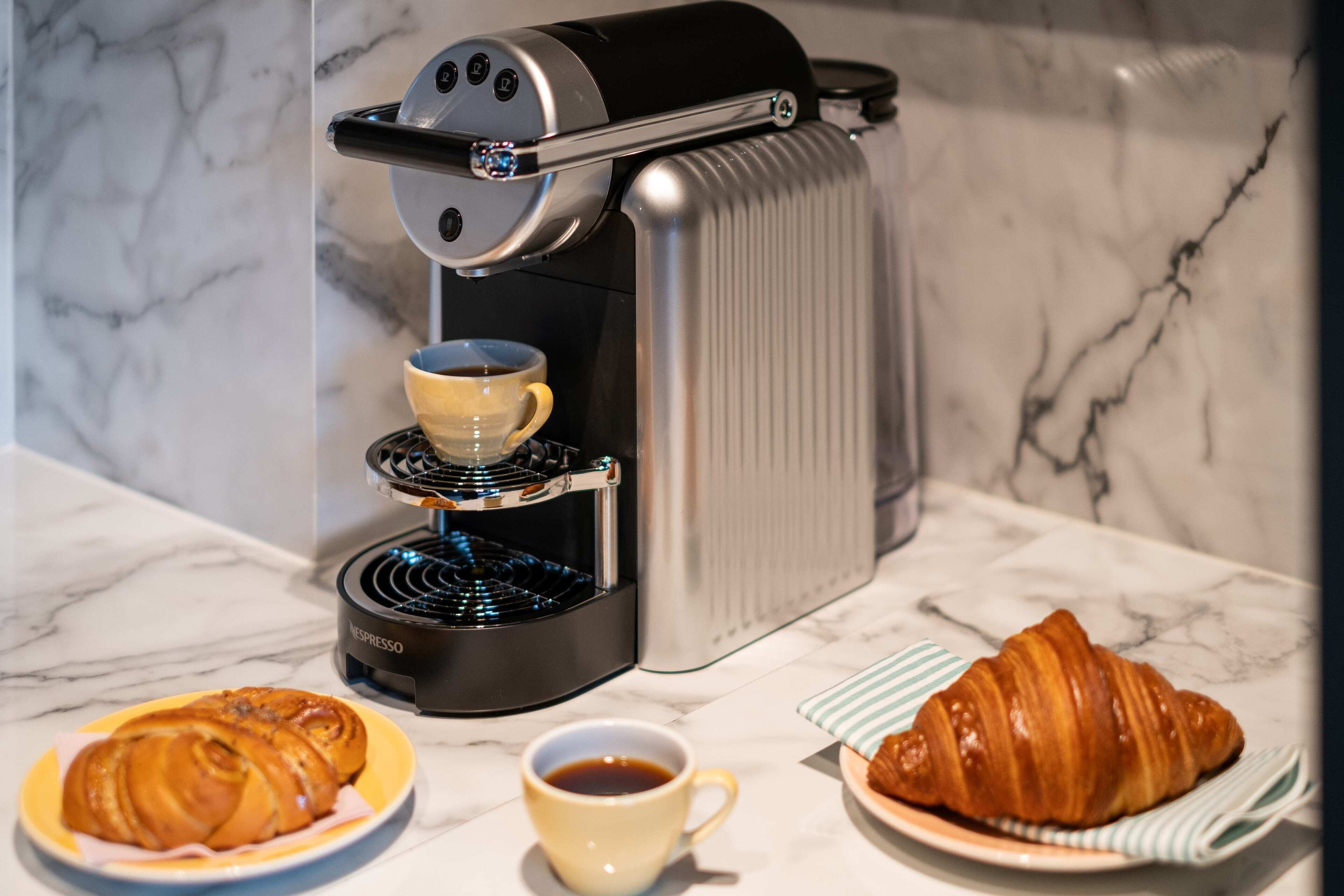 Kaffe og/eller kaffemaskin
