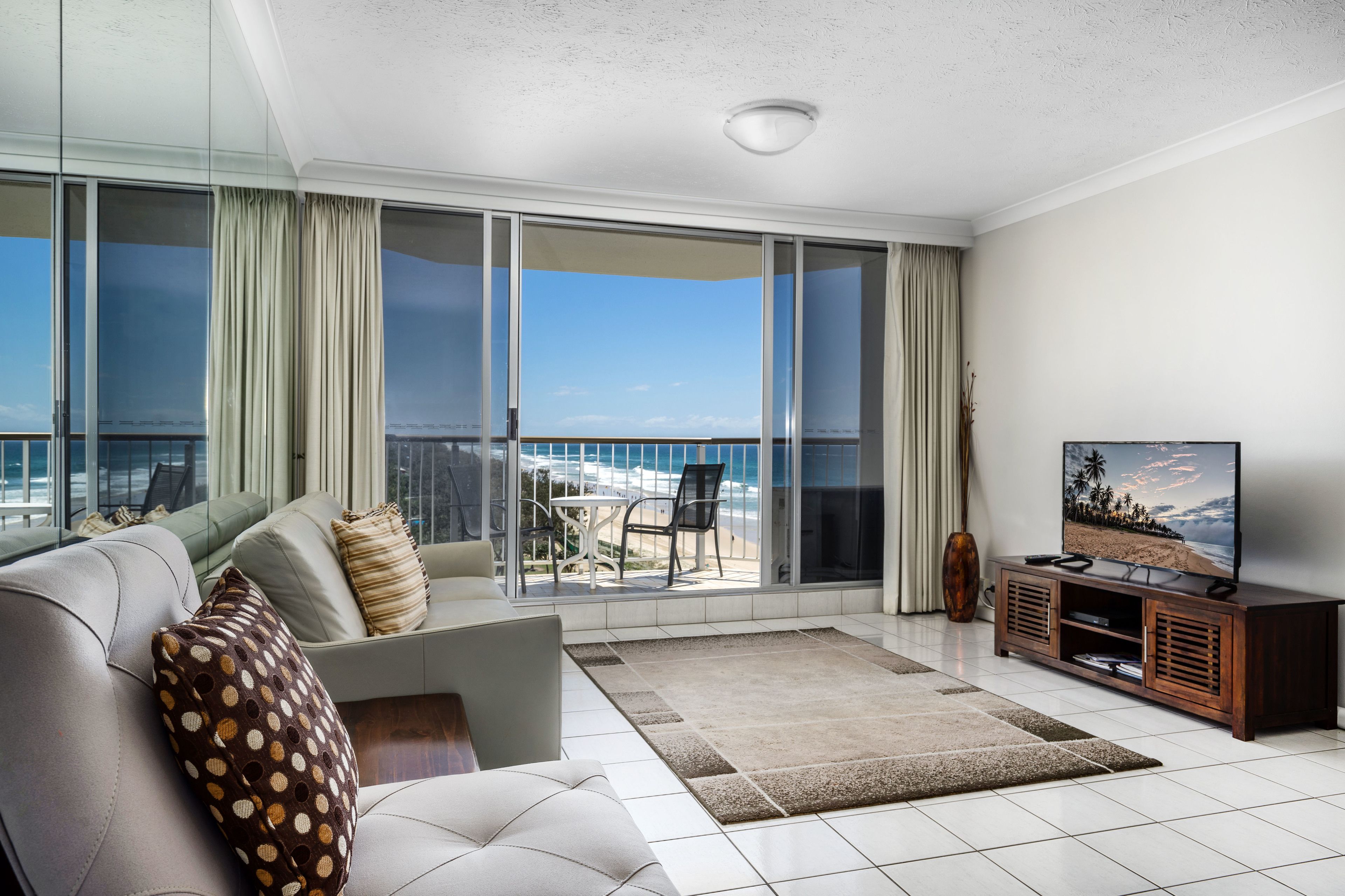 Golden Sands on the Beach — image 22