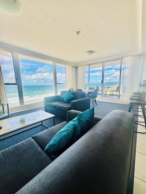 2 Bedroom South-East Apartment | Living area - Golden Sands on the Beach (Main Beach)