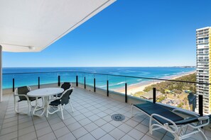 Superior penthouse, 3 slaapkamers, uitzicht op oceaan | Balkon
