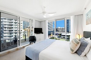 Standard Two Bedroom Ocean View Apartment - ULTIQA Beach Haven At Broadbeach (Broadbeach)