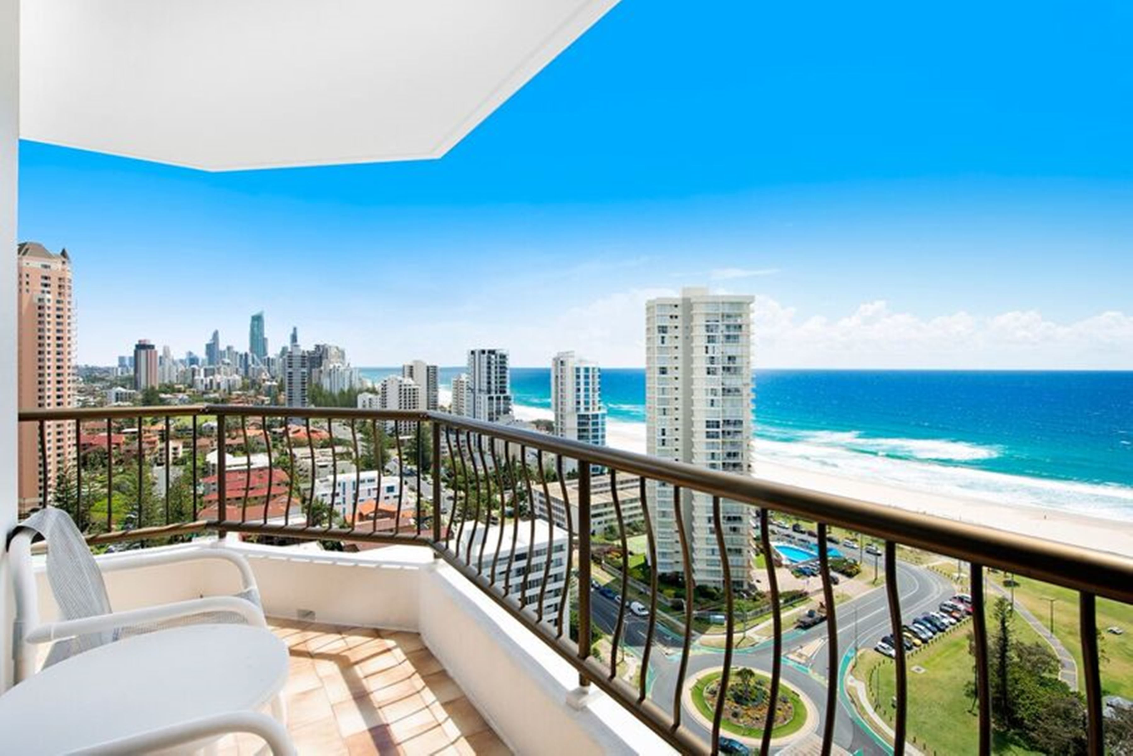 ULTIQA Beach Haven At Broadbeach — image 24