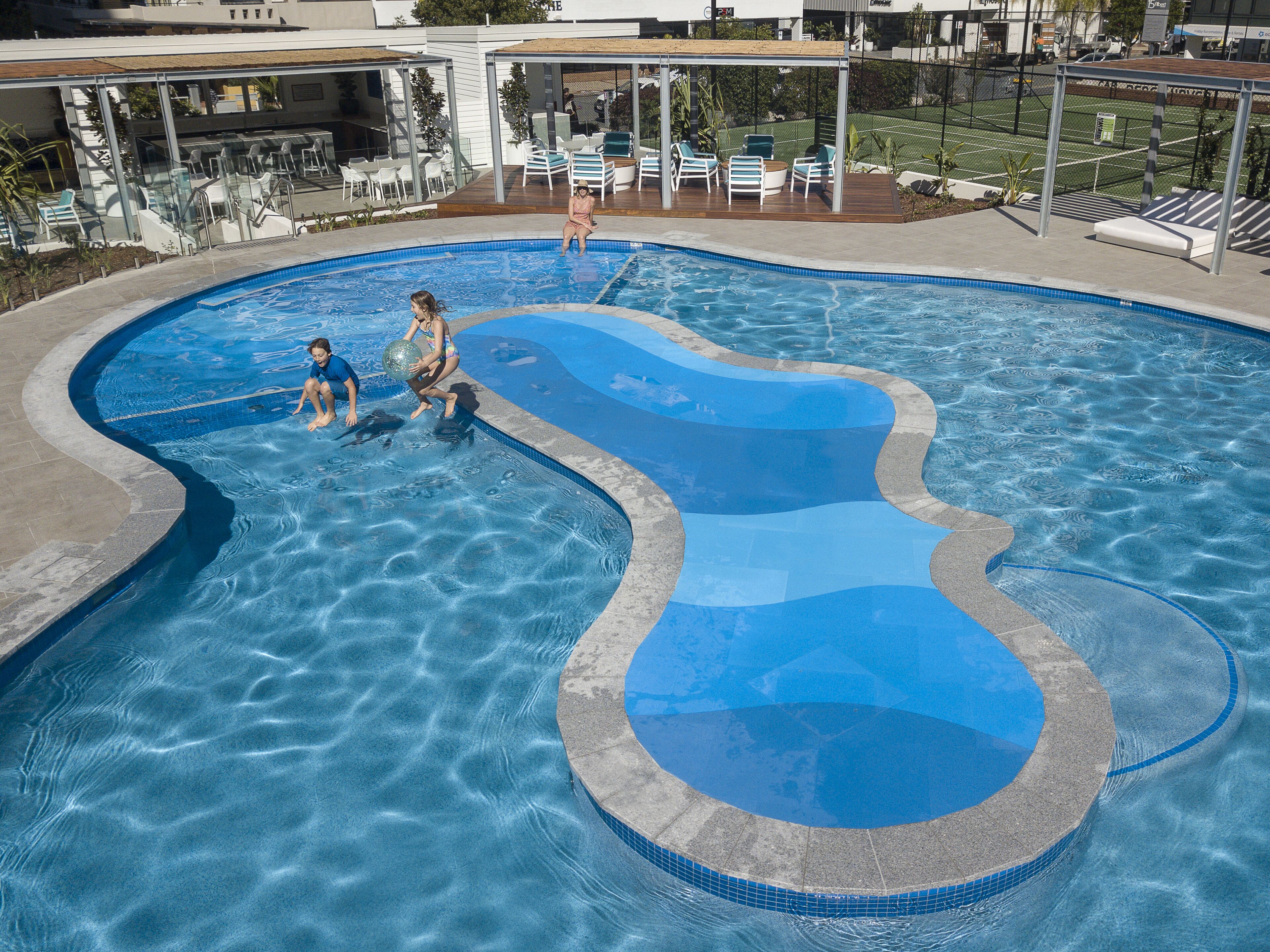 ULTIQA Beach Haven At Broadbeach — image 6