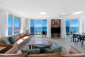 TV - ULTIQA Beach Haven At Broadbeach (Broadbeach)