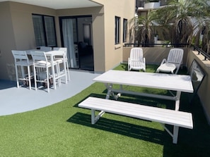 Aussie Beach Suite | Balcony - Nautilus Mooloolaba (Mooloolaba)