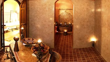 Bagno turco/hammam, trattamenti per il corpo, aromaterapia