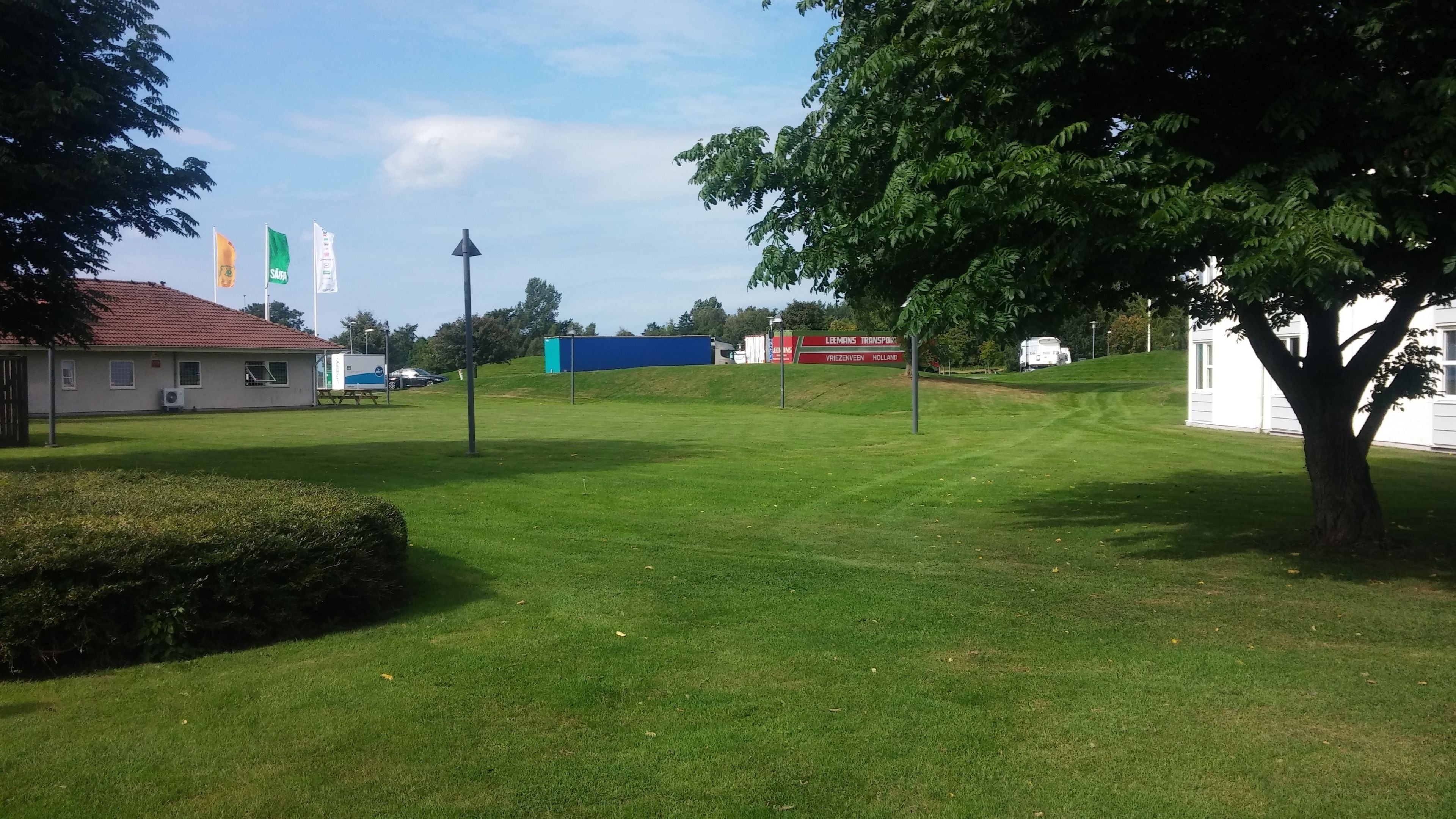 children’s play area – outdoor