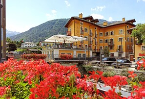 Exterior detail - Le Miramonti Hotel & Wellness (La Thuile)