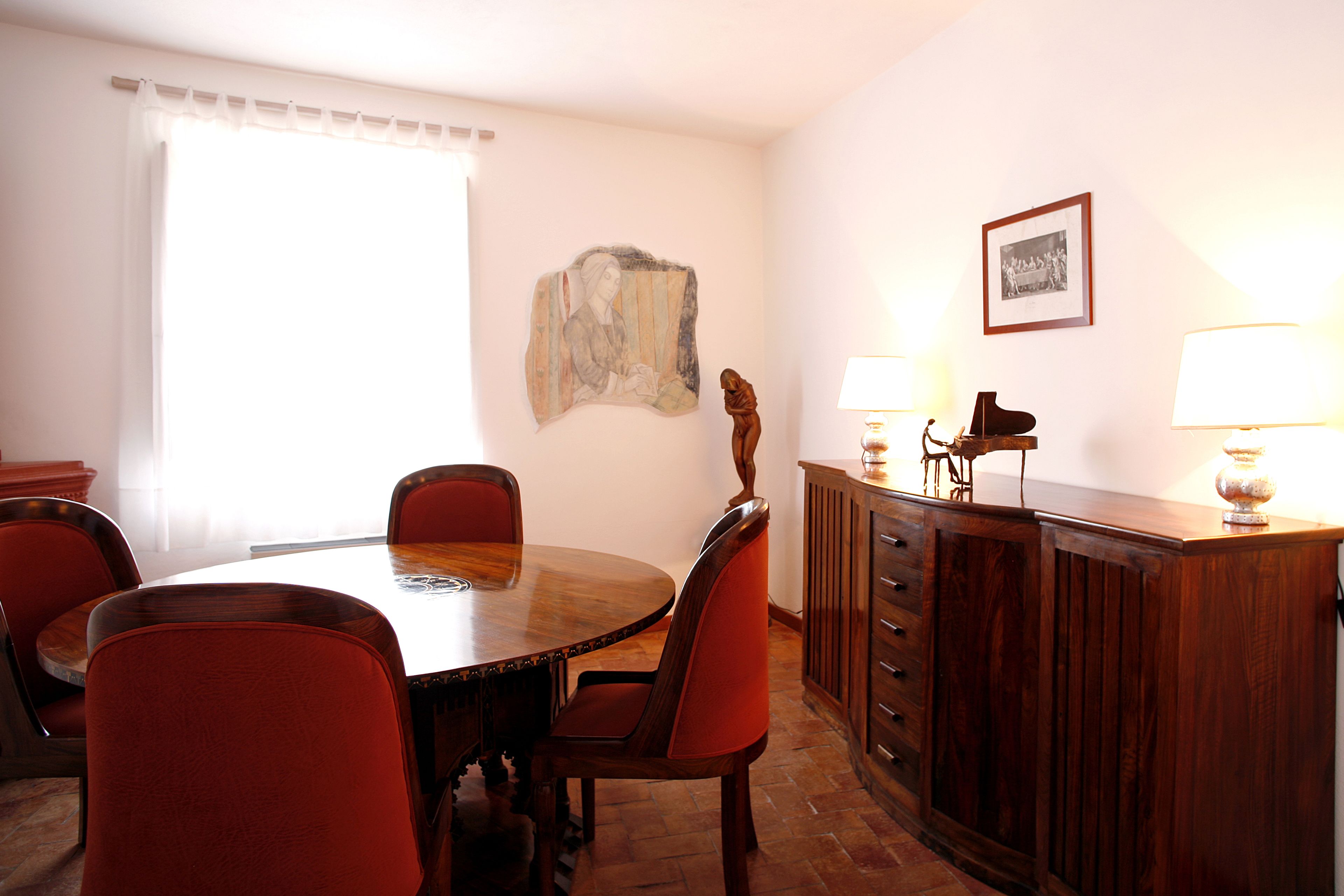 pool views, open daily