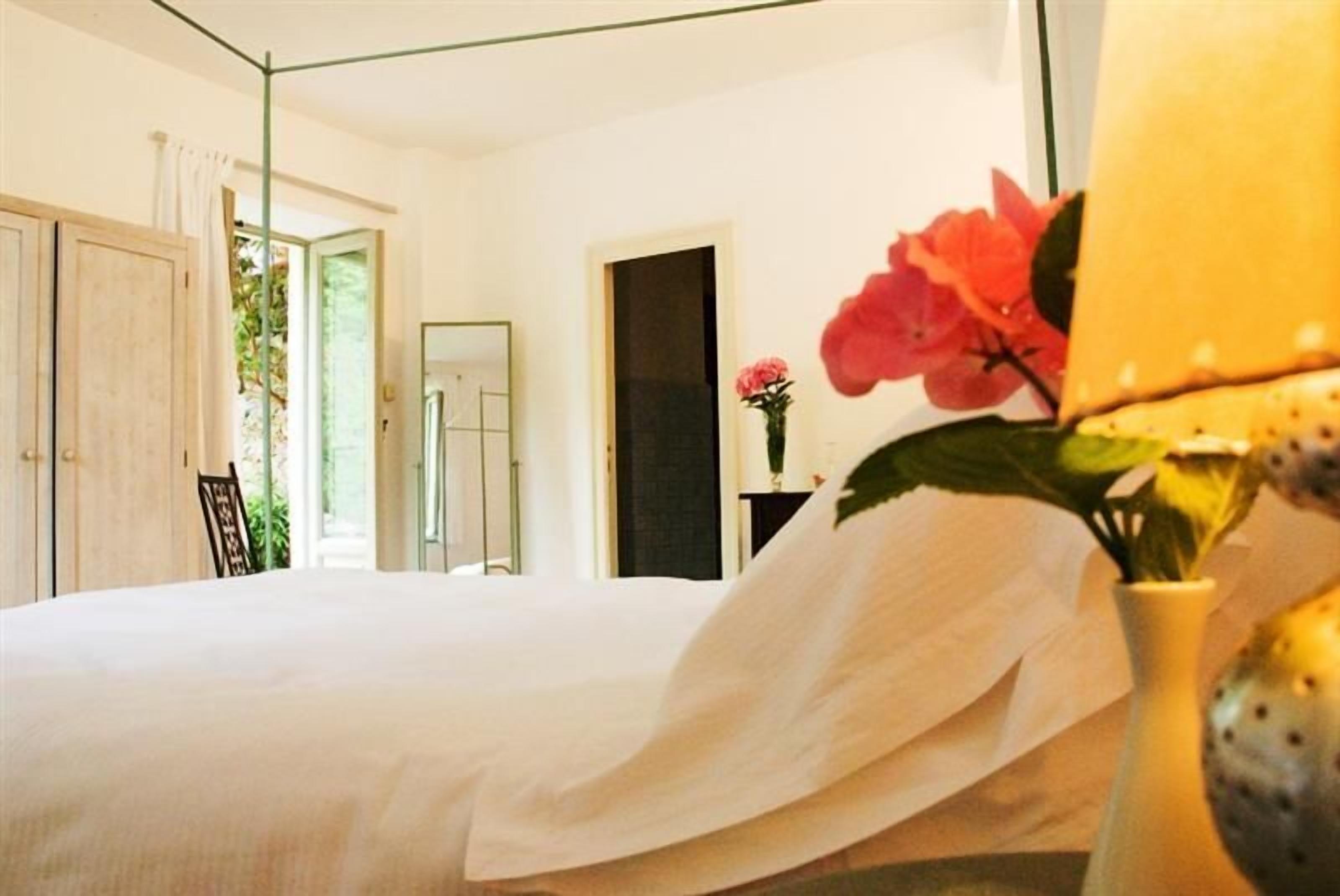 Frette Italian sheets, premium bedding, down duvets, pillow-top beds