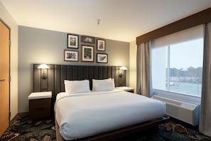 Junior Suite - DoubleTree by Hilton Hotel Savannah Airport (Savannah)